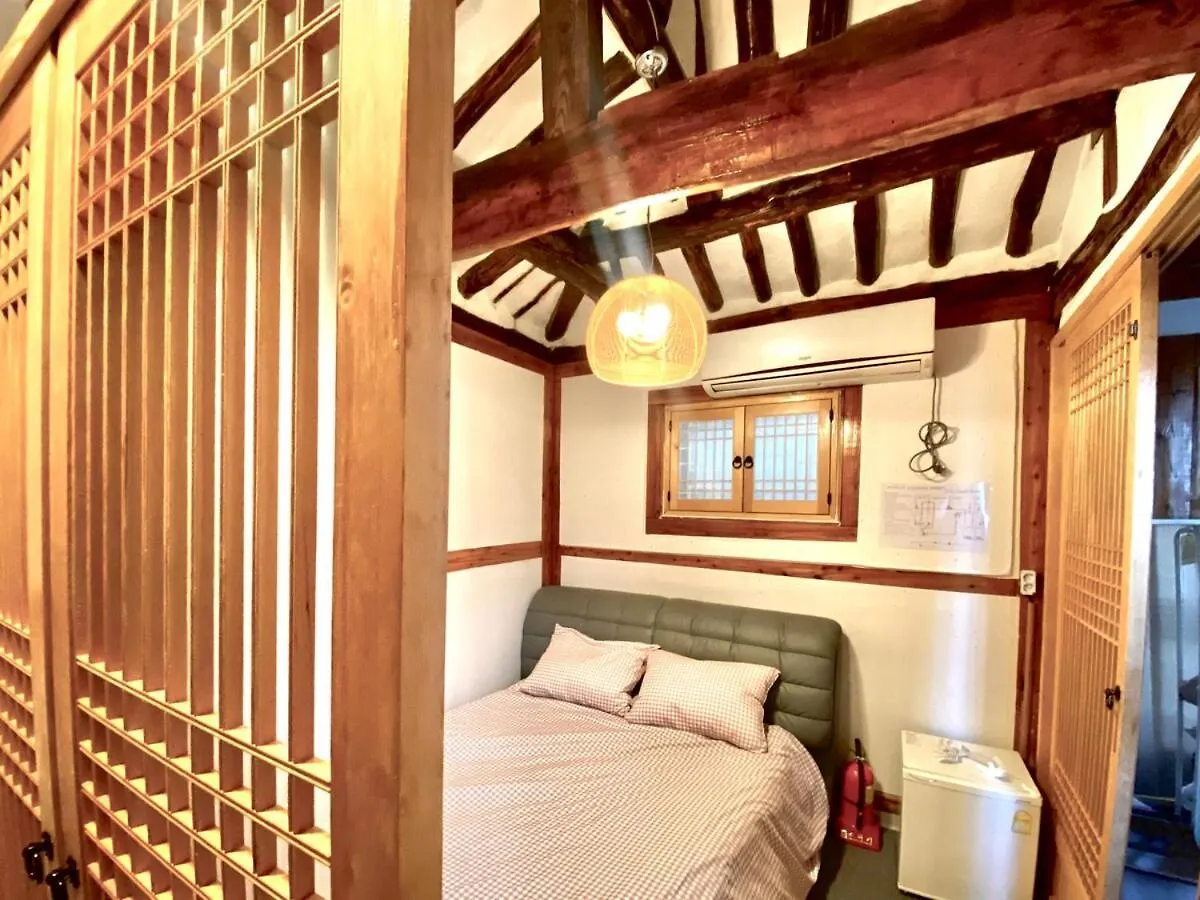 Han Ok Traditional House Seoul Holiday home