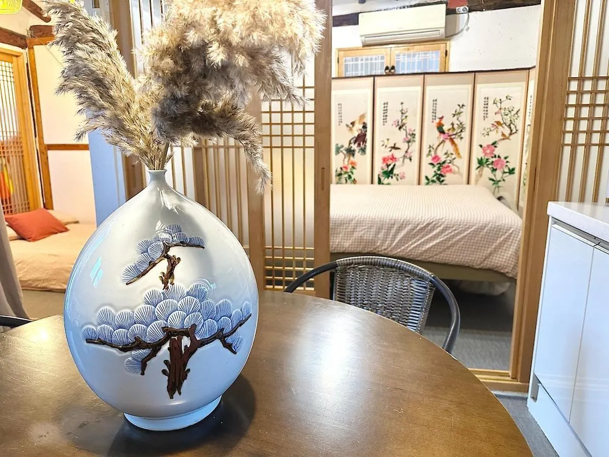 Han Ok Traditional House Seoul Holiday home